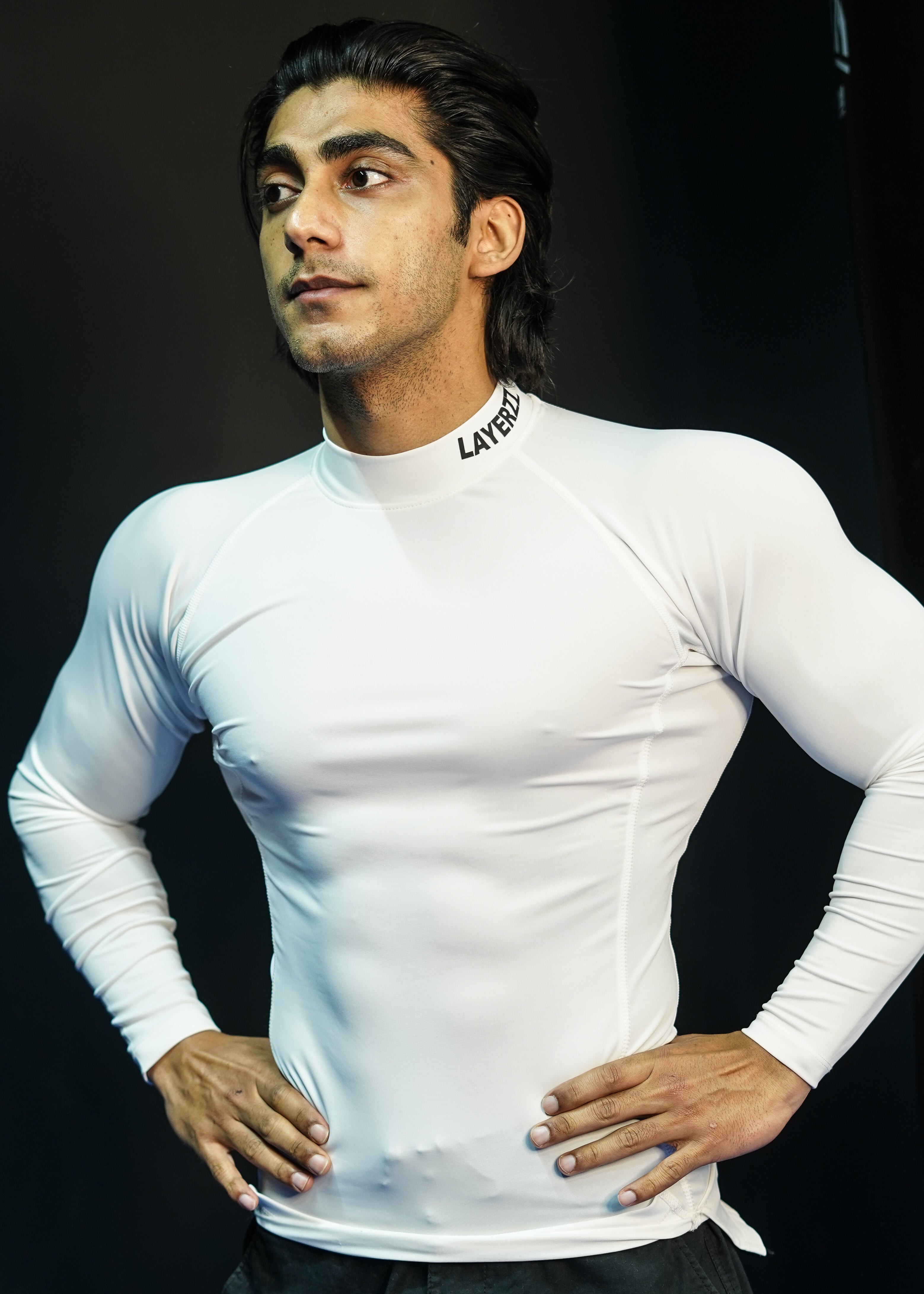Mock neck compression full sleeve White1