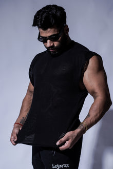 DROP SHOULDER KNIT CUT-OFF - BLACK