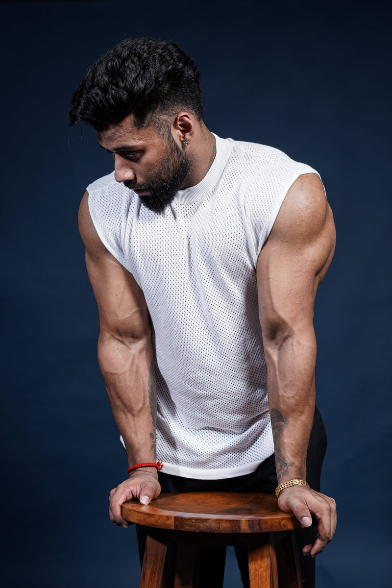 DROP SHOULDER KNIT CUT-OFF - WHITE