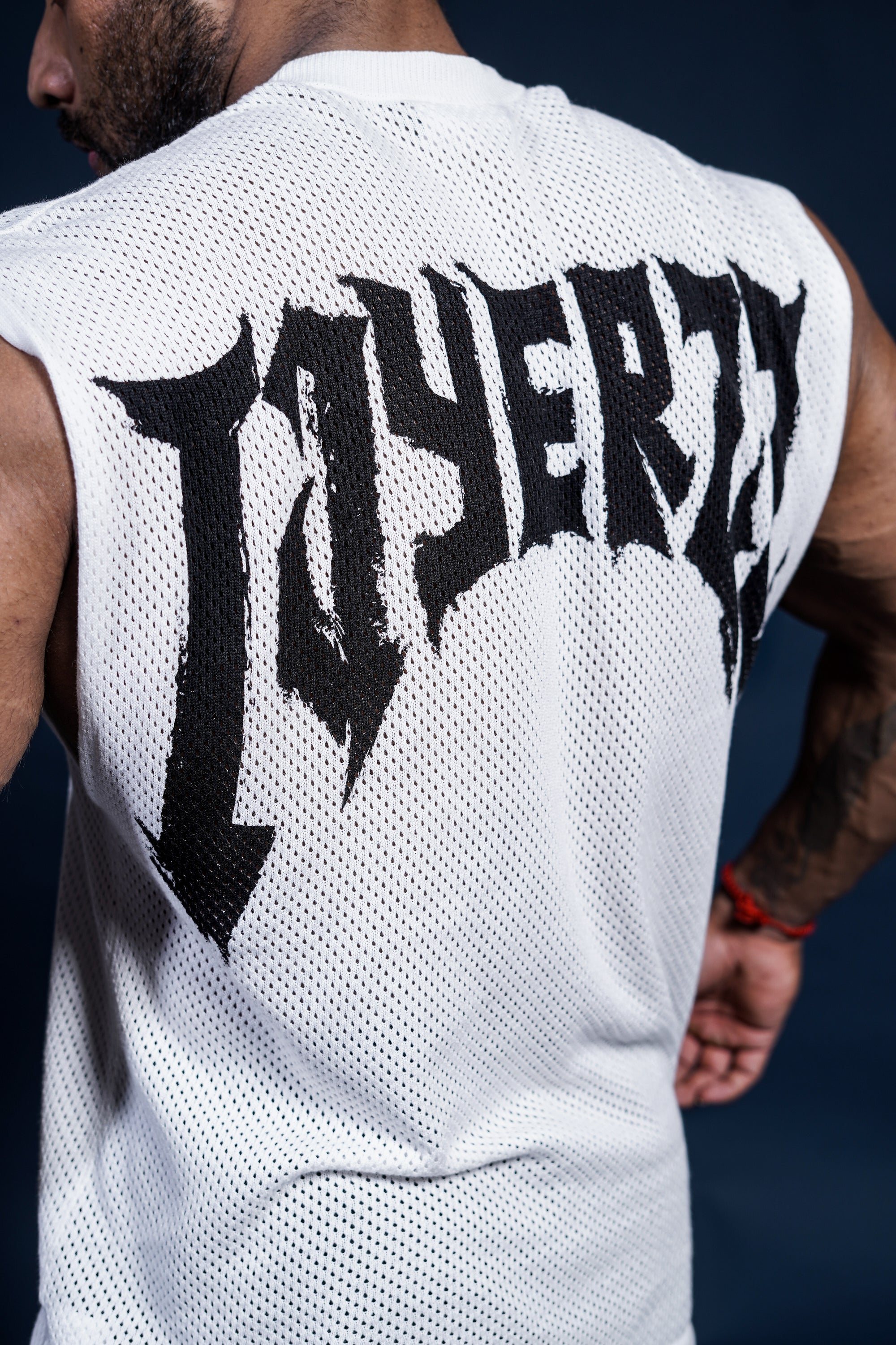 DROP SHOULDER KNIT CUT-OFF - WHITE