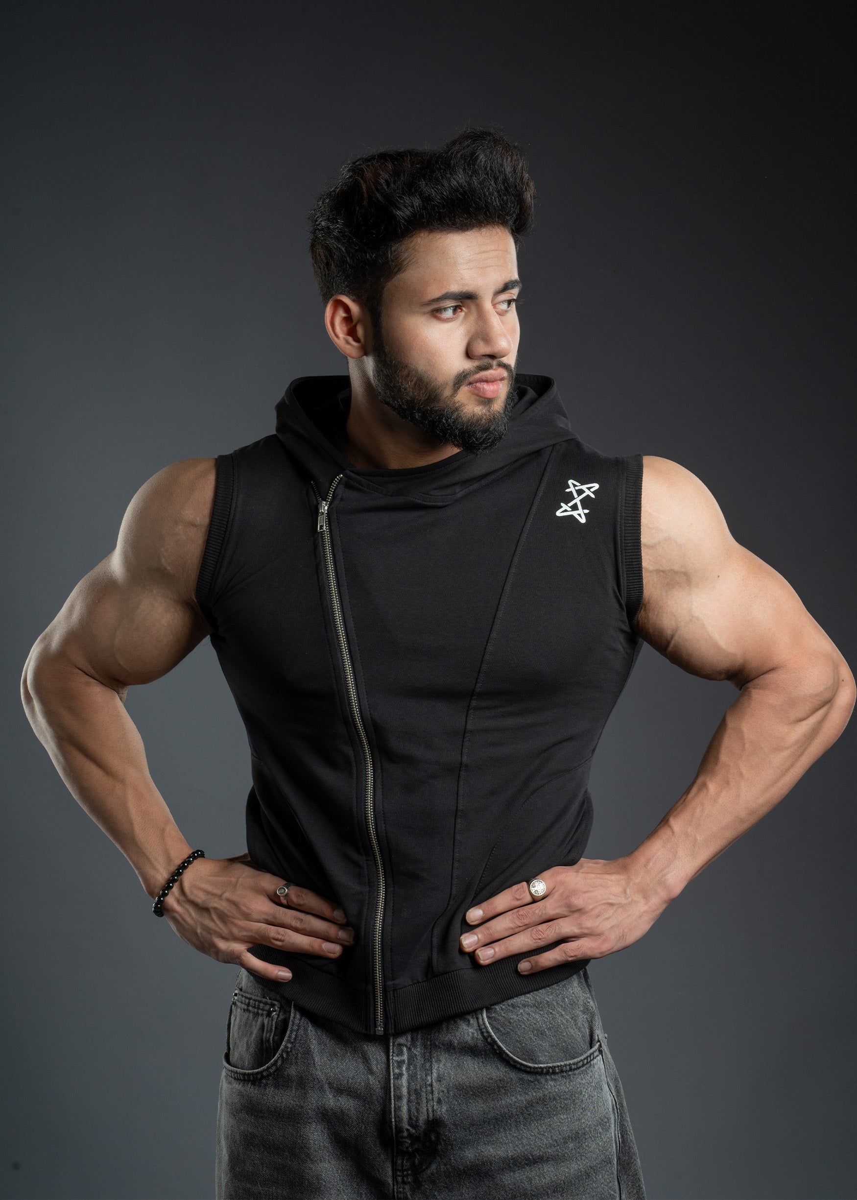 ARMFLEX SLEEVELESS ZIP HOODIE Best Price in 2024 at LAYERZZ LAYERZZ